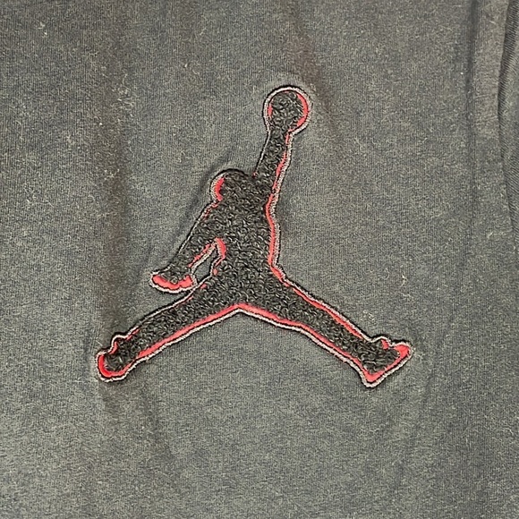 Jordan Boys Short Sleeve Shirt SZ L 12-13 yrs Black/Red - Picture 4 of 6